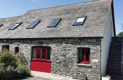 Llanfyrnach House | Wellstone Cottages - Coach House