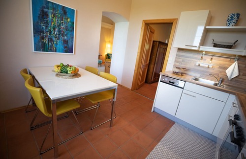 Welten Apartment | Welsdorf Castle - Exclusive apartment - near Therme Loipersdorf & Bad Blumau