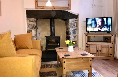 Trawsfynydd House | Welsh Stone House