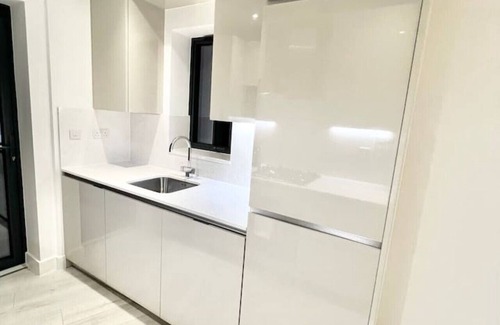 Barnhill Apartment | Wembley Stadium- 3 Bedroom Ground Floor Garden Apt