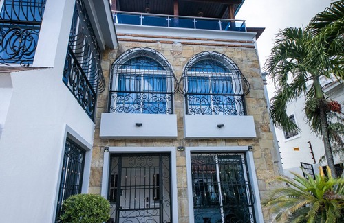 Santiago de los Caballeros Apartment | WENDY HOUSE 3RA PLANTA (JACUZZI PRIVADO)