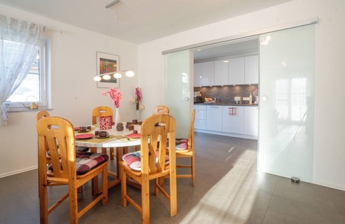 Pfaffing Apartment | Wendelstein vacation apartment, for 6 people, 108 sqm, balcony