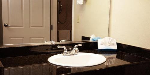 West Wendover Hotel | Wendover Nugget Hotel & Casino by Red Lion Hotels