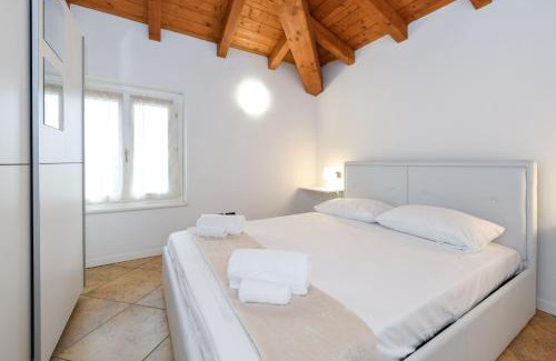 Vaccarolo Apartment | Wendy Apartment- Twobedroom & Pool & ParkPrivateFree & Sports