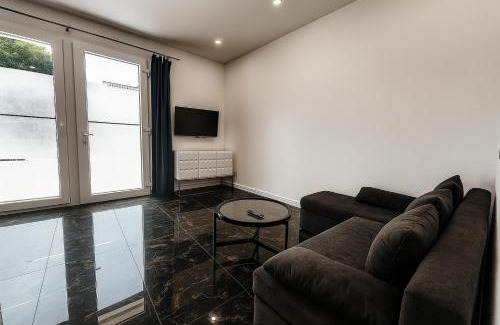 Loehne Apartment | Werre Apartments mit Smart-TV - stilvol, zentral & gemütlich