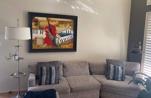 Clarksville Condo | West 6th Street Condo