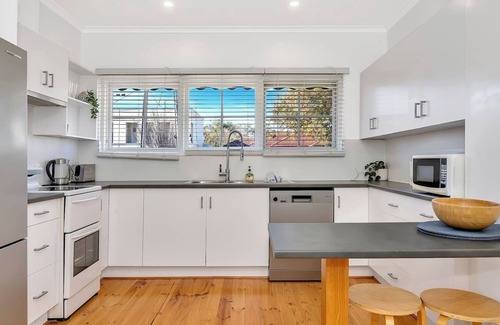 West Beach House | West Beach Hideaway A Relaxed Coastal Locale
