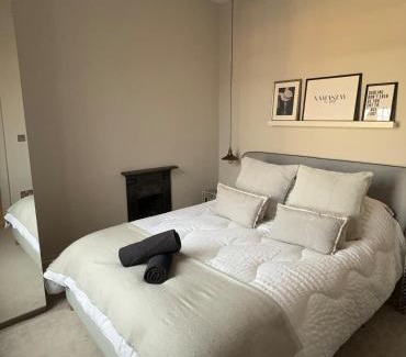 West Bridgford Apartment | West Bridgford 2 Bed 2 Bathroom Apartment with parking