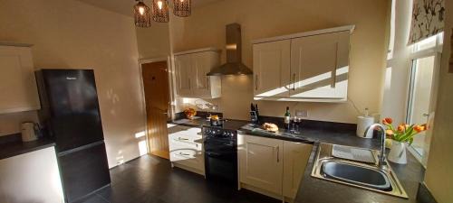 West Cliff House | West Cliff Townhouse with parking