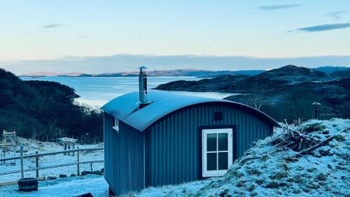 Unapool Cabin | West Coast Hideaways