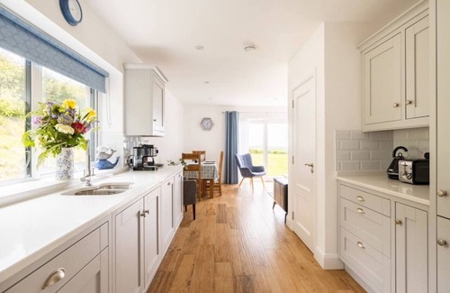 Ardfield House | West Cork Escape, Clonakilty on the Wild Atlantic Way, 5 mins from beach! n