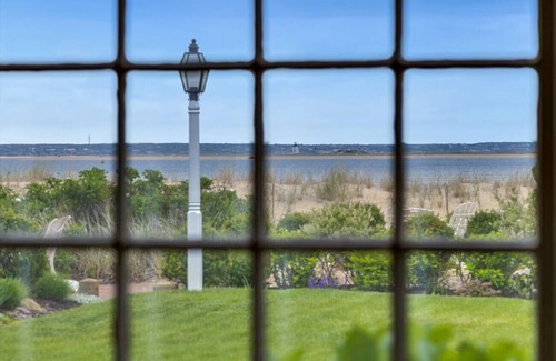 Provincetown Cottage | West End Beach Cottage at Delft Haven - Steps from the Beach - w/Parking