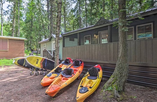Agpar House | West Glacier Bear Cabin In Glacier National Park