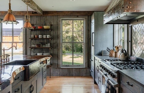 West Kill House | West Kill Farmhouse - Privacy, Pool, Sleeps 10