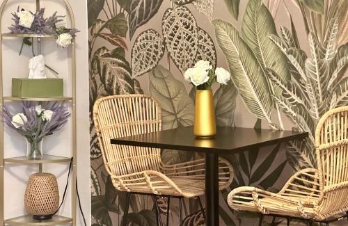 West Village Apartment | West Village Lush Green