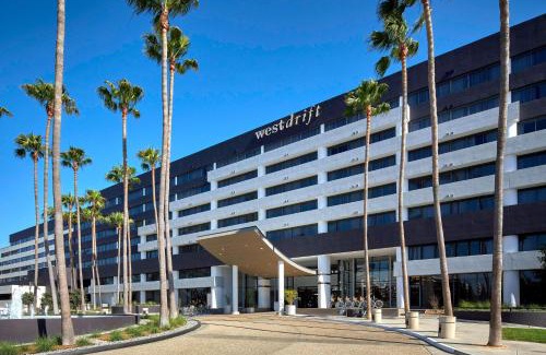 Manhattan Beach Hotel | Westdrift Manhattan Beach, Autograph Collection