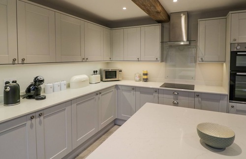 Gretton Other | WESTER, character holiday cottage, with a garden in Crick