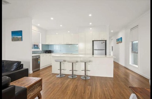 Port Willunga House | Western Breeze