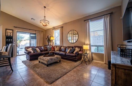 Las Sendas House | Western Hills home