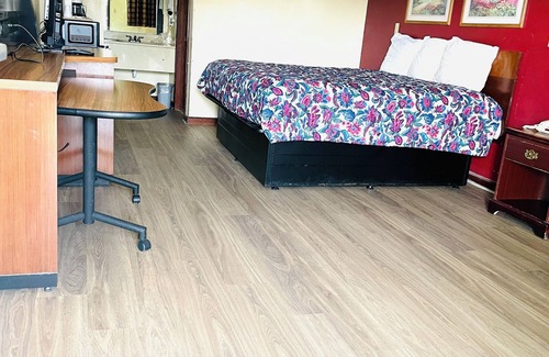 Hazlehurst Hotel | Western Inn Express