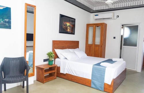 Seeduwa - Katunayake Bed & Breakfast | Western sky