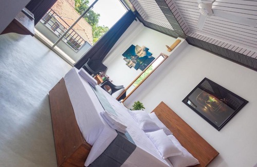 Seeduwa - Katunayake Bed & Breakfast | Western sky