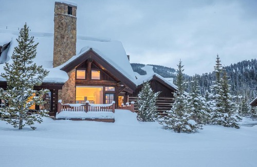 Spanish Peaks House | Western Tanager Cabin