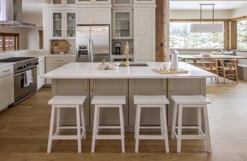 Spanish Peaks House | Western Tanager Cabin