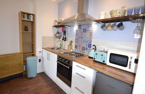 West Bay Apartment | Westpoint Apartments - Apartment 5 Dog Friendly
