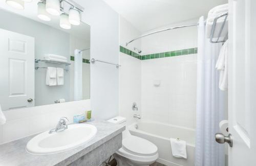 Okanagan-Similkameen Resort | Westridge Motor Inn