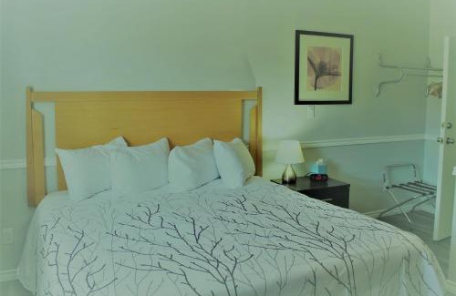 Okanagan-Similkameen Resort | Westridge Motor Inn