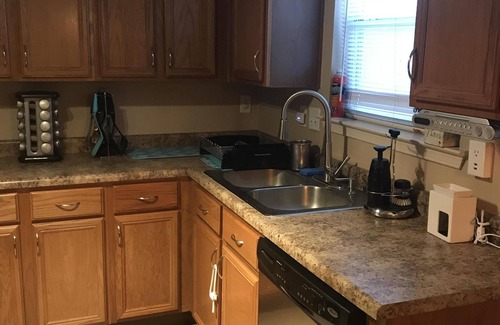 El Paso House | Westside El Paso Beautiful Big House lots of Perks contemporary nice Backyard