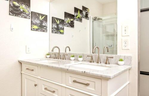 Holmes County House | Westville Pines Cabin