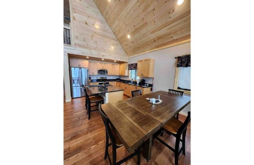 Pittsburg House | Westwood cabin Brand new built
