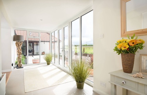 MacMerry Cottage | WESTWOOD COTTAGE - A spacious farm cottage close to superb East Lothian beaches