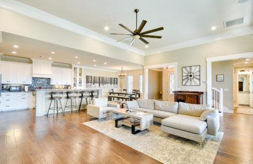 Amarillo House | WFH-Friendly Amarillo Home with Furnished Patio!