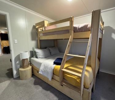 Harewood House | Whare iti on Johns
