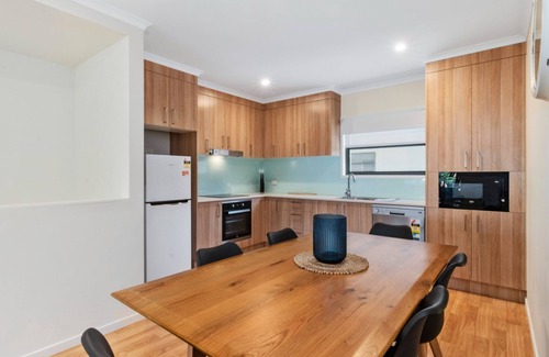North Batemans Bay Apartment | Wharf at North Batemans