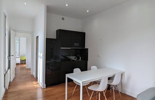 Cauderan House | What if we slept in a lovely detached house in Bordeaux?