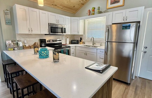 Bryson City Cabin | Wheelchair Access-Breathtaking Views of Mountains & Lake-New Reno-Fragrance Free