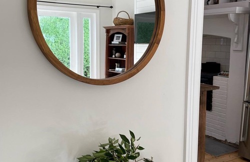 Maffra House | When a little white house in the country is all that is required!
