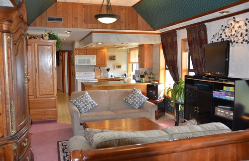 Zephyr Cove Bed & Breakfast | Where Eagles Fly Bed & Breakfast