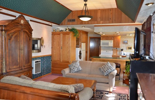 Zephyr Cove Bed & Breakfast | Where Eagles Fly Bed & Breakfast