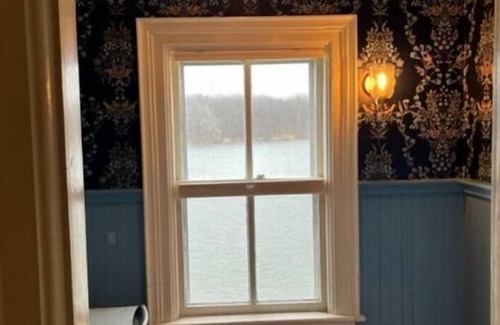 Town of New Baltimore House | Whip's River House - 1850's Riverfront Home in Hamlet of New Baltimore