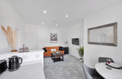 Pontrilas Apartment | WhiskAwayStays Field House Apartment 2