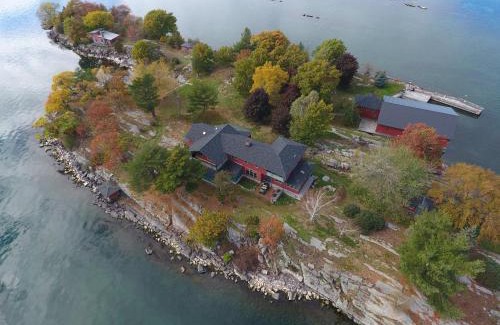 Clayton Resort | Whiskey River Cottages formerly Seaway Slips