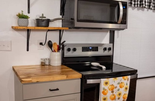 Tullahoma House | Whiskey Trails Cottage