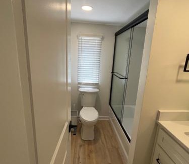 Frankfort House | Whiskey Woods