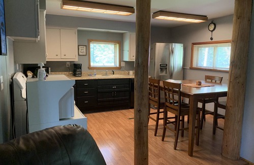 Trout Creek House | Whispering Pines 7 acre 3 Bedroom 2 Bath Pet Friendly 4 Season. On trail 8.