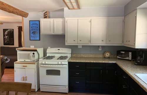 Trout Creek House | Whispering Pines 7 acre 3 Bedroom 2 Bath Pet Friendly 4 Season. On trail 8.